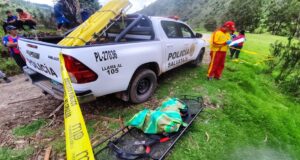 Huancavelica: Policía de Salvataje de Lima encontraron a niña que cayó en un vehículo se al río Ichu