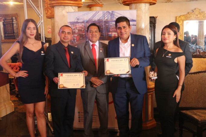 «I Cumbre Megapuerto de Chancay:Éxito en el encuentro de empresarios y autoridades de diferentes gremios de todo el país»