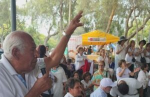 Acusan a alcalde Uceda de maltratar abuelitos en La Molina