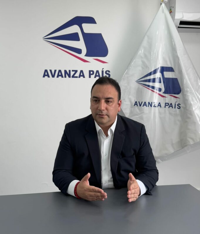 López Aliaga debería enfocarse en su gestión y evitar respaldos irresponsables