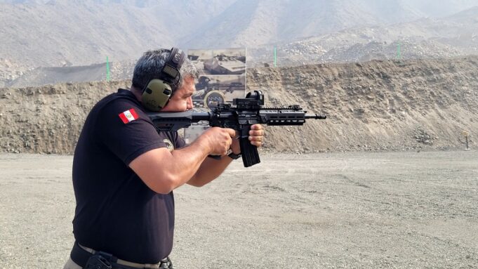 FAME inicia la producción de más de 7 mil fusiles ARAD-5 para equipar con moderno armamento a la PNP