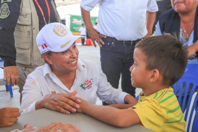 Presidenta Dina Boluarte: No permitimos terroristas ni acosadores sexuales en los colegios