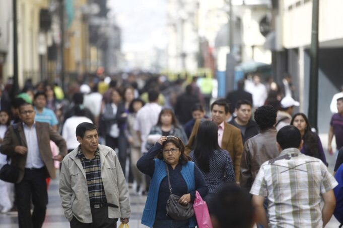 AFP: afiliados perderán derecho a pensión mínima si sale otro retiro