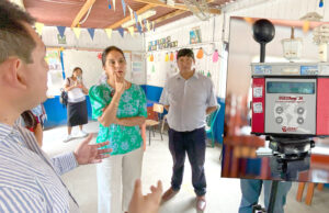 Niños estudian a 36 ° de calor en Ate