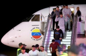Llegan a Venezuela dos vuelos con deportados desde Estados Unidos
