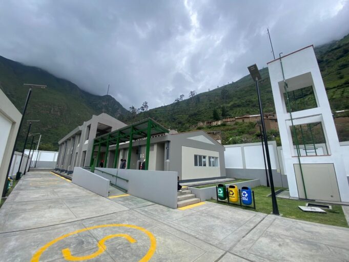 *Invierten cerca de S/ 6 millones en moderna escuela del centro poblado de Yauyos-Lima
