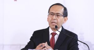 Vocero presidencial, Fredy Hinojosa, acusa que ataques en su contra buscan ocultar otras verdades