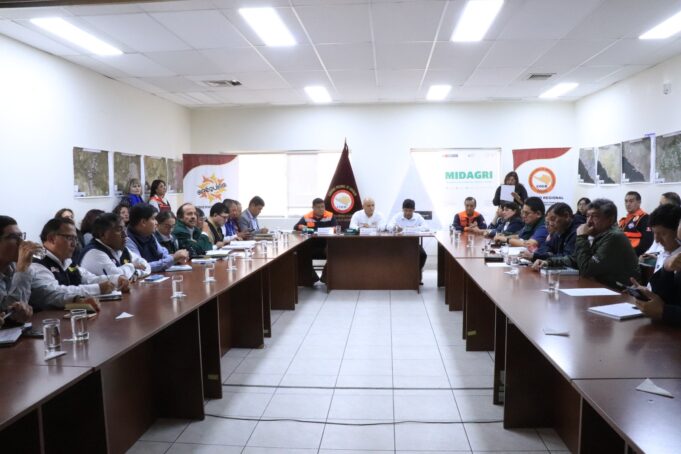 Gobierno coordina intervenciones ante declaratoria de emergencia por lluvias en Arequipa