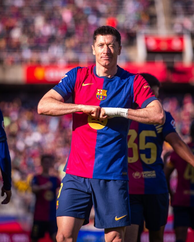 Barcelona goleó al Girona 4-1 y volvió a ser líder en solitario de la Liga de España