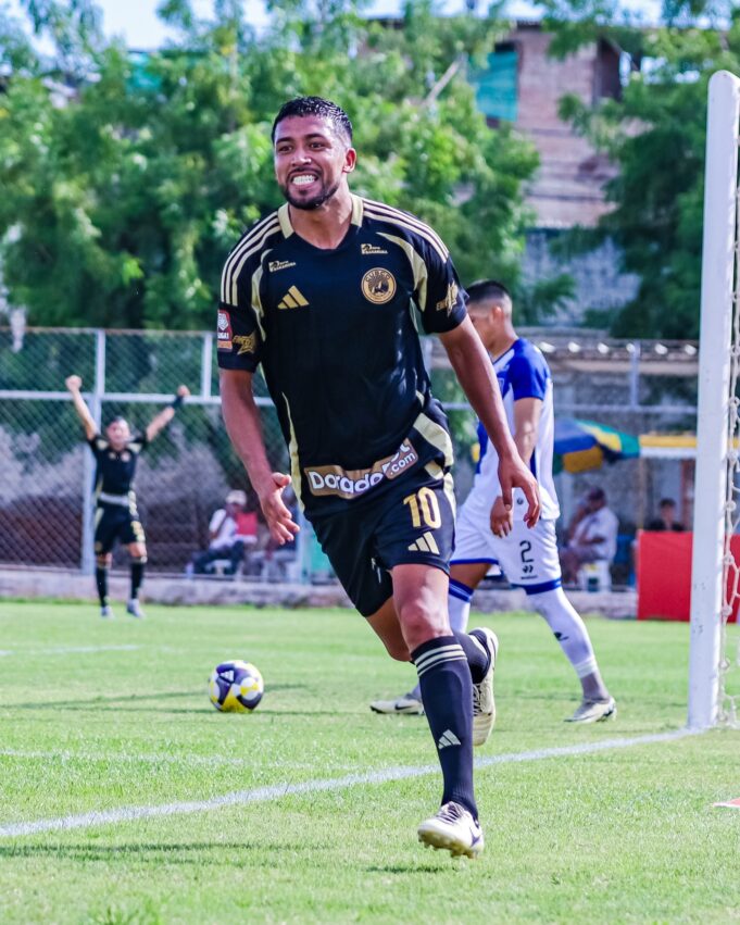 Cusco F.C. logró importante victoria en Sullana al ganar a Alianza Atlético 4-2