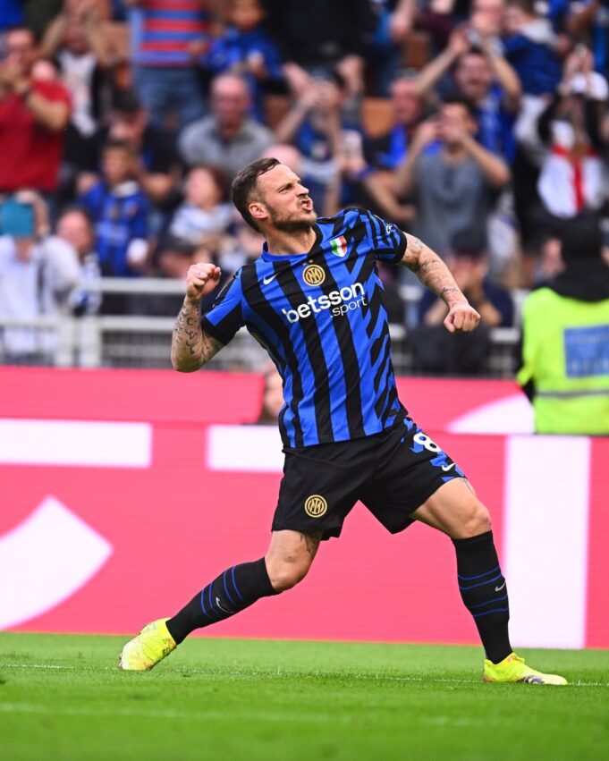 Inter de Milán le ganó a Udinese 2-1 y se mantiene líder en la Serie «A» del Calcio Italiano