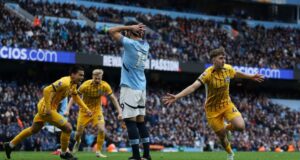 Manchester City cedió dos puntos valiosos en casa al empatar ante Brighton 2-2