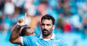 Sporting Cristal goleó al Binacional de Juliaca 5-0 en el Estadio Alberto Gallardo