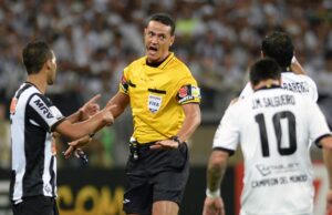 Colombiano Wilmar Roldán conducirá el Alianza-Libertad del martes en Libertadores