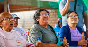 Más de 100 abuelitos vuelven a clases en Chorrillos