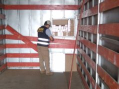 Contrabandistas escondieron más de un millón de cigarros en caleta de camión