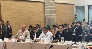 Gobernadores regionales advierten amenaza contra la democracia