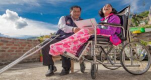 Midis: más de 28 mil personas con discapacidad severa de pueblos originarios reciben adelanto de pensión del Programa Contigo
