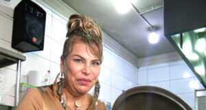 ¿Qué prepara Karen América?