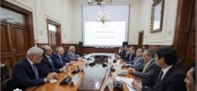 Gobernadores regionales advierten amenaza contra la democracia y piden imparcialidad al Ministerio Público