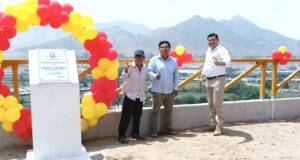 Construyen muro de contención para evitar derrumbes en Manchay