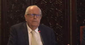 Velarde afirma que matar el sistema de pensiones con retiros de AFP es casi una locura