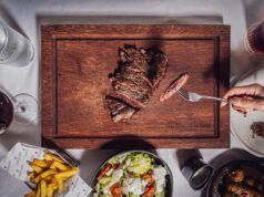 ¡De aficionado a las brasas a experto parrillero! – La Cuadra de Salvador comparte consejos prácticos para ser el mejor anfitrión