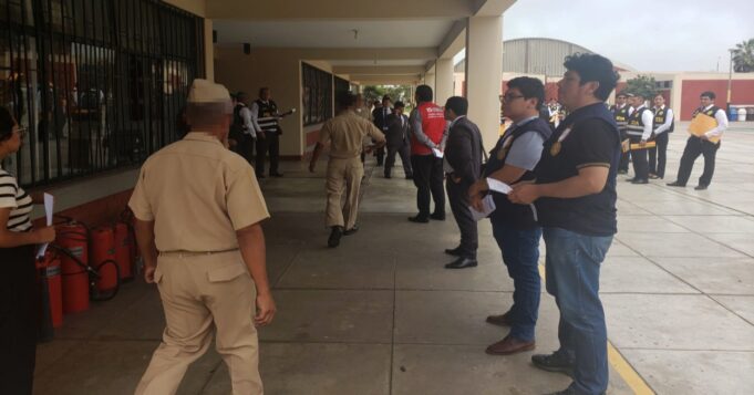 Callao: Fiscalía inició investigación contra a oficial y dos suboficiales de la Marina de Guerra del Perú por cobro de coimas