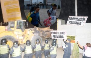 Abuso de Poder: Ministerio de Transportes y PNP desalojan 200 familias y demuelen sus precarias viviendas en Ancón(VIDEO)