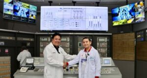 Niño genio visitó Centro Nuclear de Huarangal