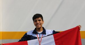 Hijo de obreros gana becade estudios en EEUU