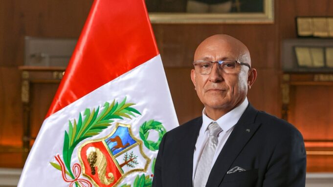 Se le mueve el piso a flamante ministro del Interior Diaz Zulueta