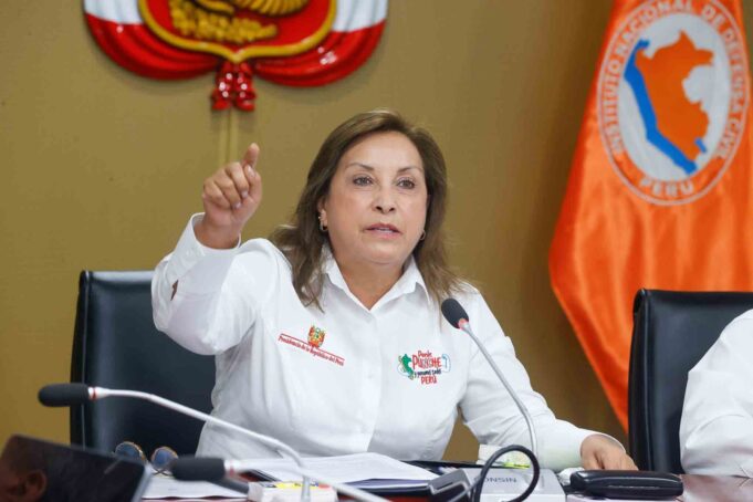 Presidenta Boluarte denuncia intento de“golpe de Estado blanco” del Ministerio Público