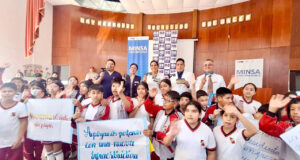 Atención oftalmológica para 250 escolares en Los Olivos