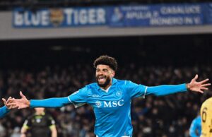 Nápoles salvó un empate ante el puntero Inter de Milán cuando terminaba el partido