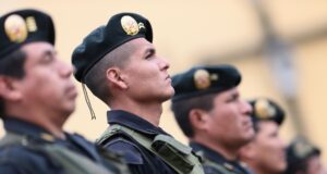 Ex PNP: “Solo personas ignorantes pretenden dejarnos sin defensa legal”