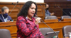 María Acuña (APP): La congresista millonaria que evade S/3 millones al fisco peruano