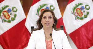 Dina Boluarte anuncia que motos con dos pasajeros serán enviadas al depósito