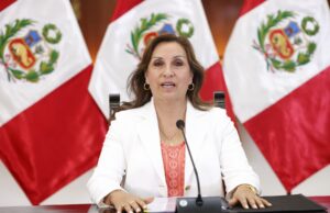 Dina Boluarte anuncia que motos con dos pasajeros serán enviadas al depósito