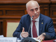 Ministro de Vivienda defiende el nombramiento de Santiváñez en Despacho Presidencial