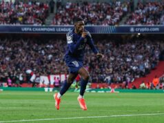 PSG sacó ventaja en la ida de semifinales de Champions League al vencer de visita al Arsenal 1-0