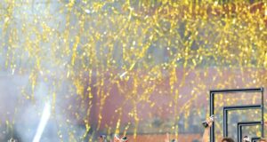 Barcelona se proclamó campeón de la Copa del Rey al vencer a Real Madrid 3-2 en tiempo suplementario