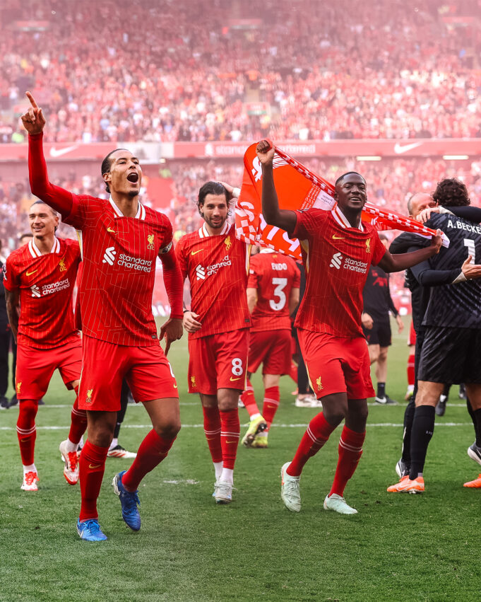Liverpool se proclamó campeón de la Premier League con antelación al golear a Tottenham 5-1