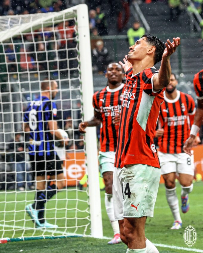 A.C. Milán goleó a Inter 3-0 y pasó a la final de la Copa Italia y espera al ganador de Bolonia-Empoli