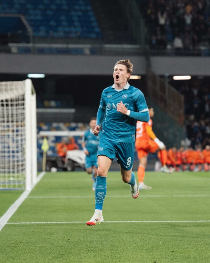 Nápoli goleó 3-0 a Empoli y mantiene presión sobre el líder Inter en el Calcio Italiano