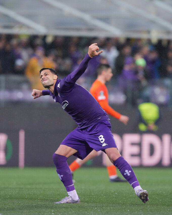 Fiorentina, Real Betis, Chelsea y Djurgarden son los semifinalistas de la Conference League