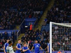 Newcastle goleó al Leicester 3-0 y trepó al quinto lugar de la tabla de la Premier League