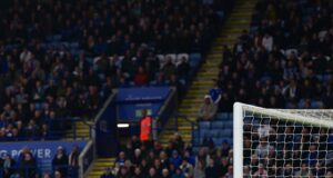 Newcastle goleó al Leicester 3-0 y trepó al quinto lugar de la tabla de la Premier League