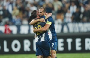 Hernán Barcos anotó gol el triunfo de Alianza Lima sobre Talleres 3-2 en Copa Libertadores
