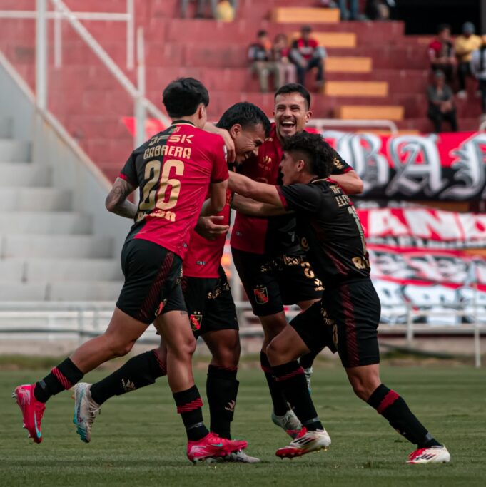 Melgar goleó al ADT de Tarma por 4-0 y sigue de líder invicto en el Torneo Apertura